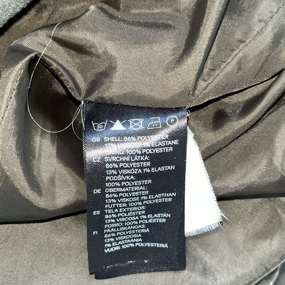 Divided Coat - image 7